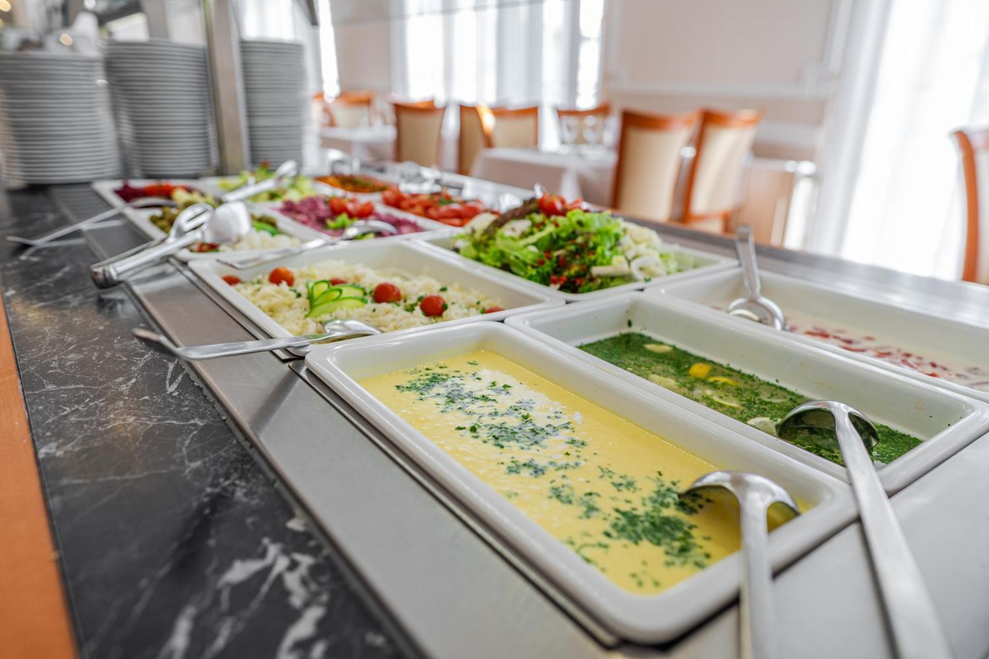 יאסימוב Hotel Radium Palace מראה חיצוני תמונה