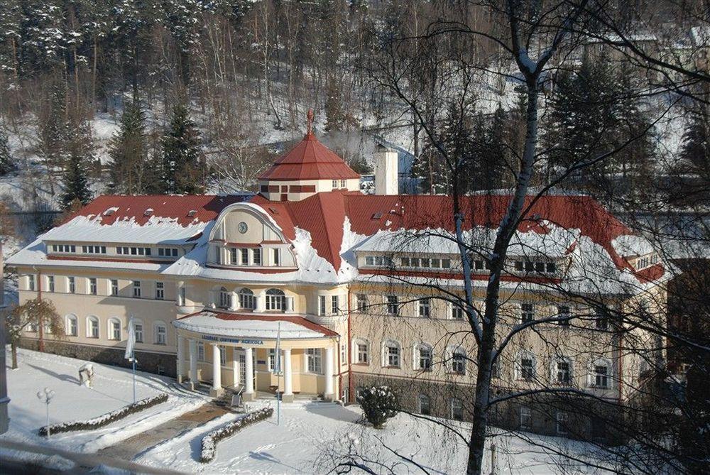 יאסימוב Hotel Radium Palace מראה חיצוני תמונה
